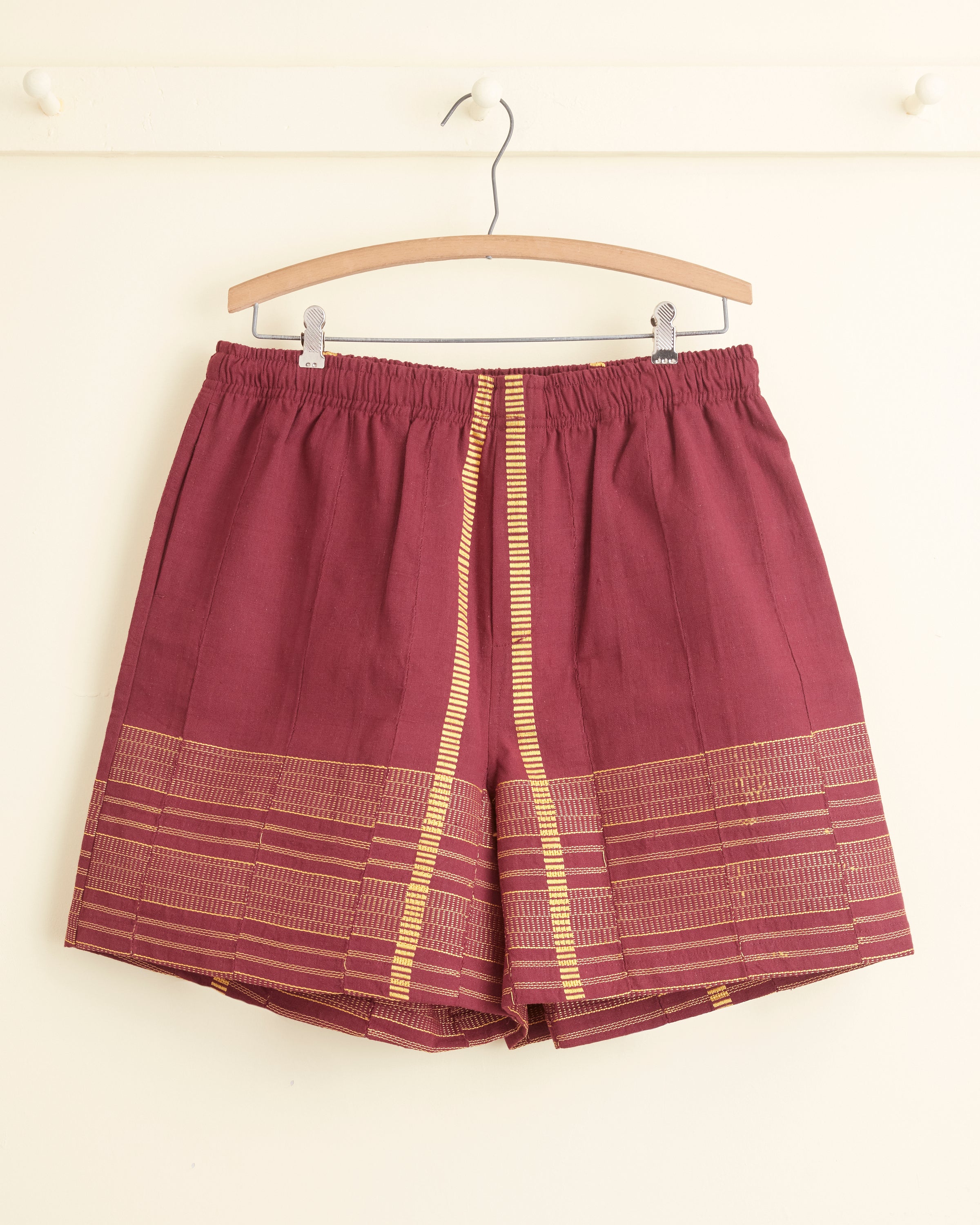 BURGUNDYRAILWAYSHORTS-