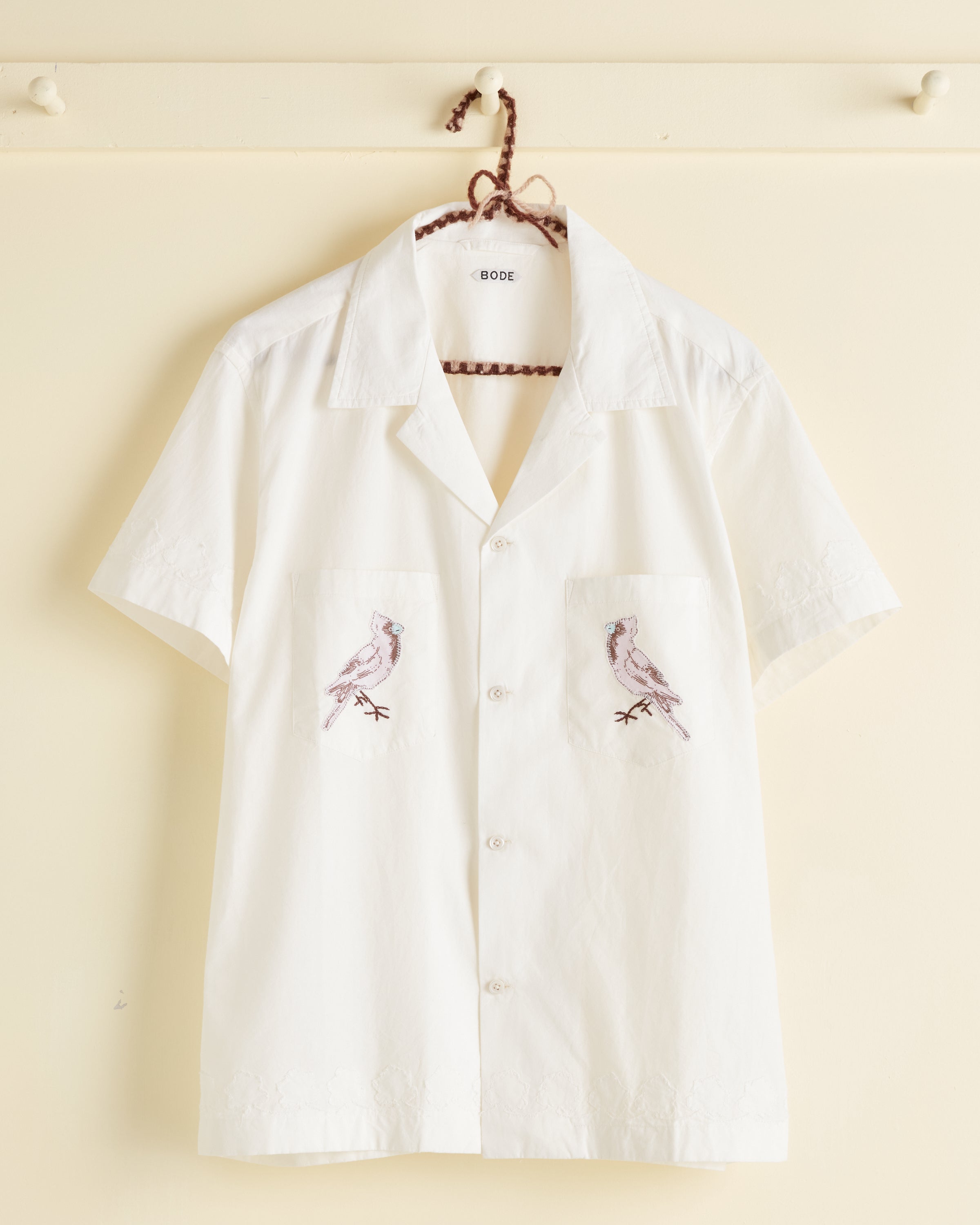 Cardinal Appliqué Short Sleeve Shirt – BODE