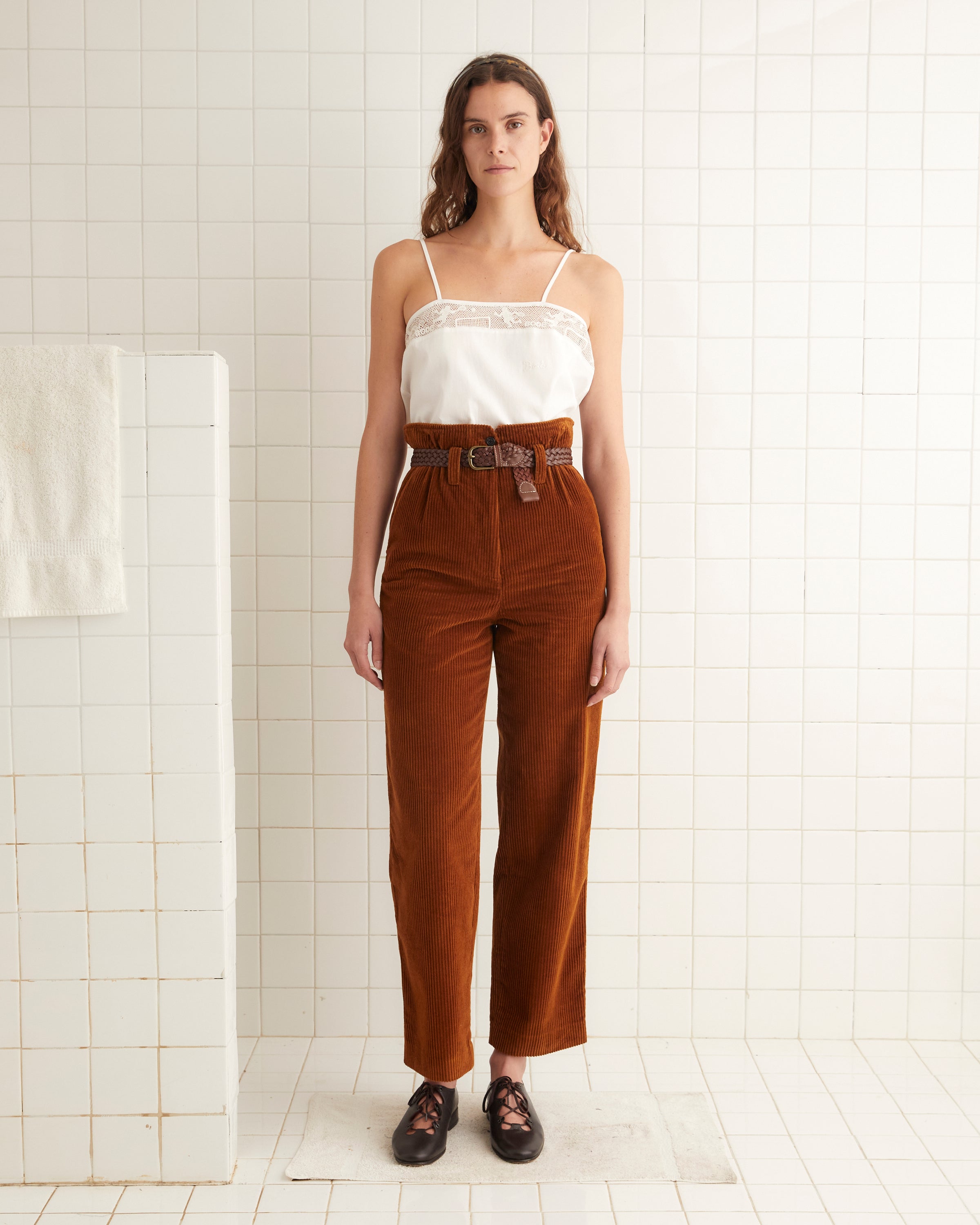 CORDUROYSHAKEYTROUSERS-BROWN-