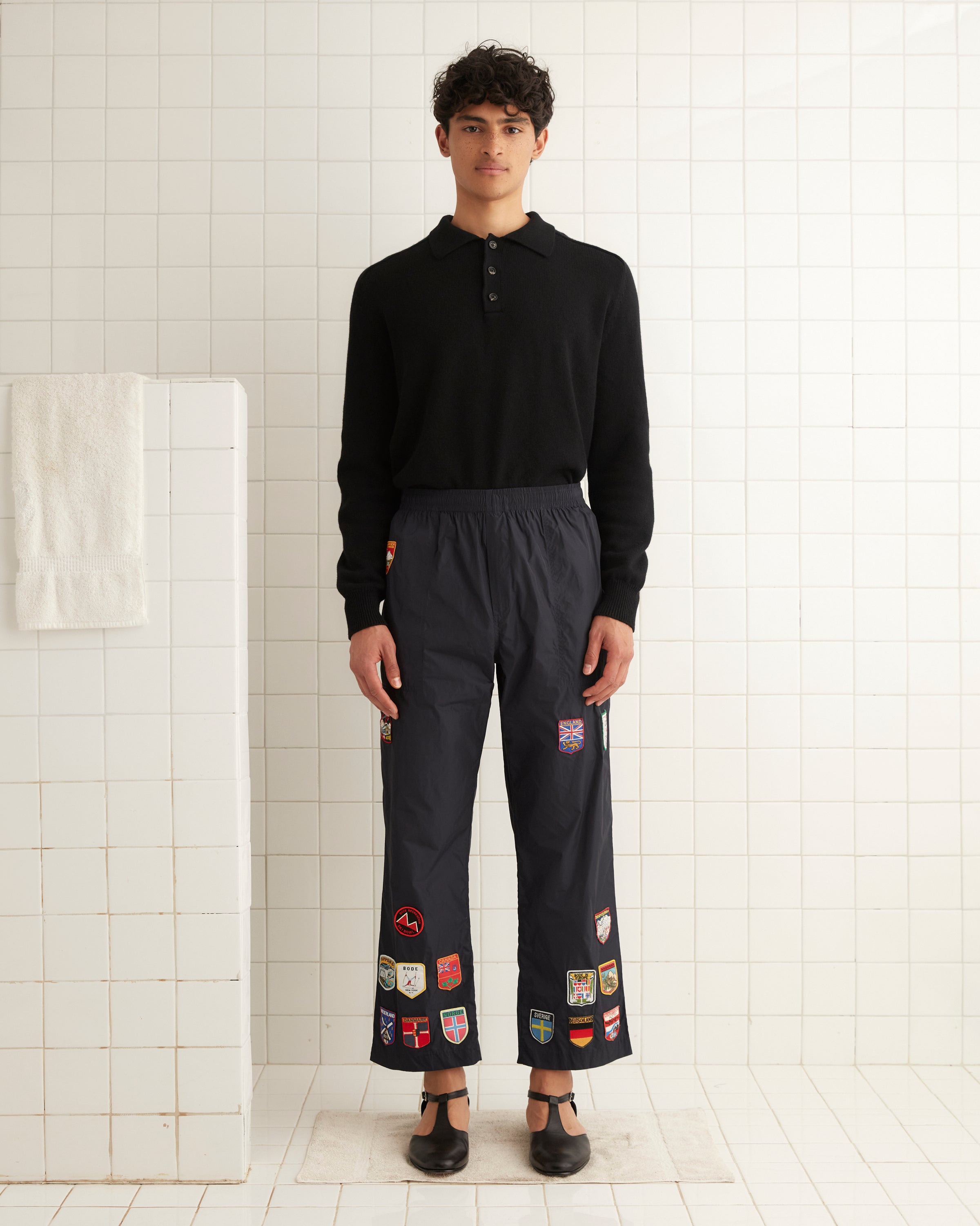 パンツ Bode Doodle Stitch embroidered trousers BODE embroidered-hem Detail Trousers | Black | FARFETCH