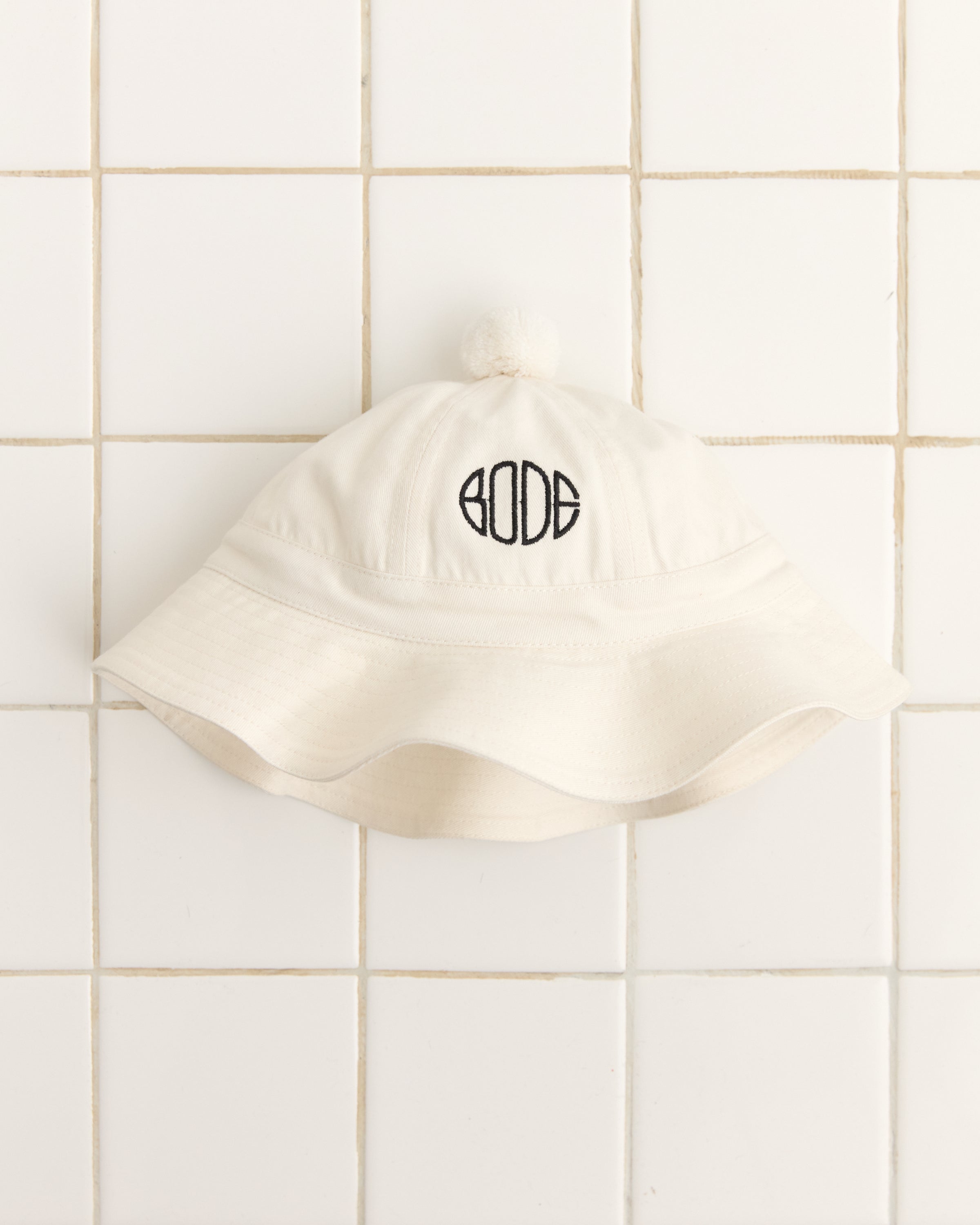 Paneled Grandfather Hat - White – BODE display picture 1